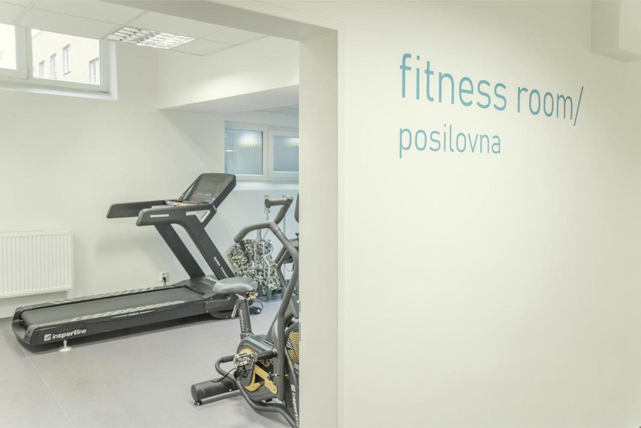 Wellness Studio! Finnish Sauna, Whirlpool, Gym & More! Praha